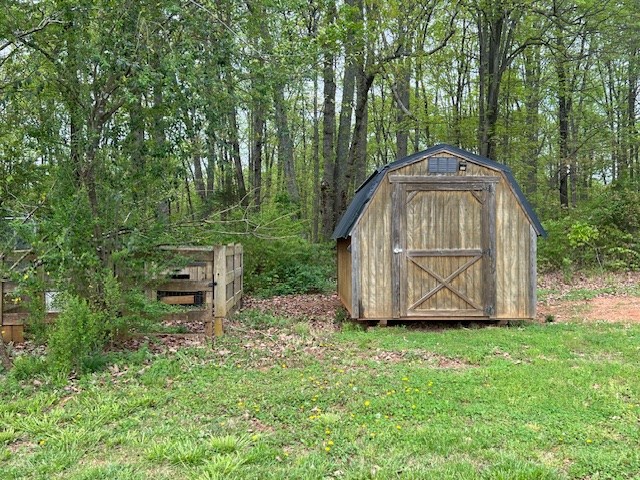 Shed for all your work tools and lawn equipment
